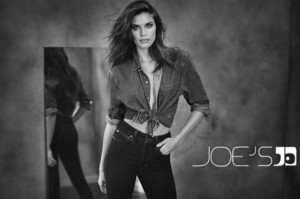 Sara-Sampaio-Joes-Jeans-Fall-2018-Campaign07.thumb.jpg.deb590ea8e0ffbff76c2b25dabcd114b.jpg
