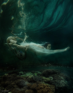 Sea-Hunters-Tony-Duran-Erotic-Nudes-13.thumb.jpg.f9d750a625ca159abc21d45c81594408.jpg