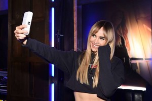 Suki-Waterhouse_-American-Eagle-Celebrates-NYFW-With-Ne(X)t-Level-Fall-Jeans-Party--07.jpg