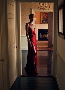 Will-Vendramini-Intermix-Fall-2018-Campaign-8.thumb.jpg.44b6721c7bb47168afb790bdaa861eb1.jpg