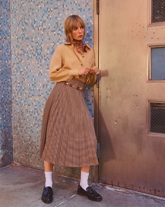 Zara-1970s-Fashion-Fall-2018-Style-Guide03.thumb.jpg.a346bda5a86b79f673afa01723850dd7.jpg
