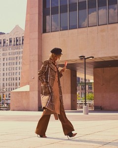 Zara-1970s-Fashion-Fall-2018-Style-Guide07.thumb.jpg.2c20162a6352fe33d3178f03df305952.jpg