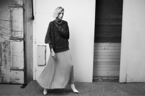 Zara-Fall-Winter-2018-Sweater-Lookbook01.thumb.jpg.53c3ee76ddcd480c521fa8bcfd2f3775.jpg