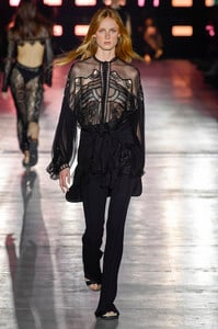 alberta-ferretti-112(1).thumb.jpg.f161015ffa58ebf25d71943d7211758d.jpg