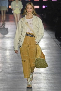 alberta-ferretti-64(1).thumb.jpg.0680324f54253bcd1a954652ad41c63b.jpg
