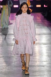 alberta-ferretti-80(1).thumb.jpg.082b6613b5946015e0bdd5b9f0a3964b.jpg