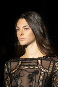 alberta-ferretti-clp-rs19-2677.jpg