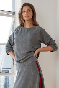 athleisure-adette03-clea03_2019-cropped.thumb.jpg.8d169fc574c10bbdf8be70ac776f2f4c.jpg