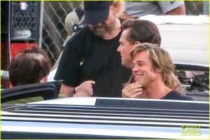 brad-pitt-looks-buff-on-set-leonardo-dicaprio-22.jpg