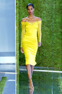 cushnie-s19-001(1).thumb.jpg.6c65f088194e23a06a60941b94d9770c.jpg