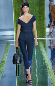 cushnie-s19-009(1).thumb.jpg.af89d0afca1a1fb9f1277235875b3a9d.jpg