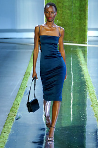 cushnie-s19-010(1).thumb.jpg.3183703824ecd011f6a45075ba77a632.jpg