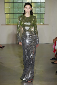 david-koma-rtw-spring-2019-london-fashion-week-35(1).thumb.jpg.3b29a400a10f83926a55f9096acebc1e.jpg