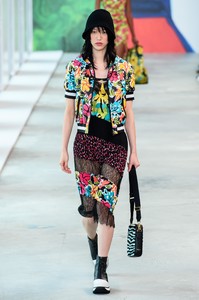defile-michael-kors-collection-printemps-ete-2019-new-york-look-33.thumb.jpg.bd1edfa744039f1eb036305379af2d14.jpg