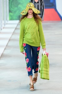 defile-michael-kors-collection-printemps-ete-2019-new-york-look-48.thumb.jpg.e9d61df1ebd3c4ef4024ddc57e09b963.jpg