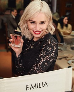 dolce-and-gabbana-emilia-clarke-the-only-one-ad-campaign-backstage-2.jpg