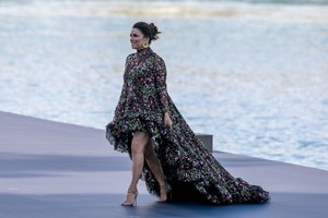 eva300918BZNimage117.jpg