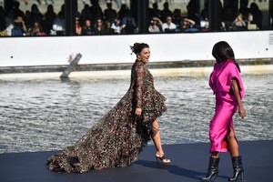 eva300918BZNimage121.jpg