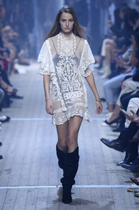 isabel-marant-rtw-spring-2019-paris-fashion-week-pfw-031(1).thumb.jpg.85194741a9b657d5a5a3324708f6b597.jpg