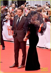 lady-gaga-tiff-premiere-2018-bradley-cooper-18.jpg