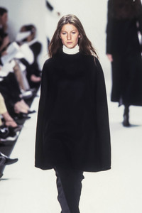 marc-jacobs-fw-1999-2.thumb.jpg.cd71653fa50f0e2ff2b4e0bdc792d932.jpg