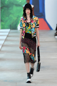 michael-kors-rtw-ss19-gg-0301(1).thumb.jpg.d1aa94a872d37b579186c9b8e3095bab.jpg