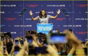 michelle-obama-voter-registration-event-07.jpg