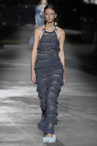missoni-rtw-spring-2019-milan-fashion-week-ffw-063(1).thumb.jpg.7359f579e5d4b98dca5b488c8c7d83cd.jpg