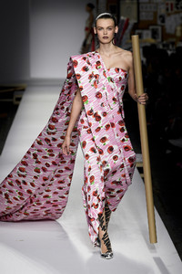 moschino86(1).thumb.jpg.ef97760f5b5d0e5b43a67fecd9f65f81.jpg