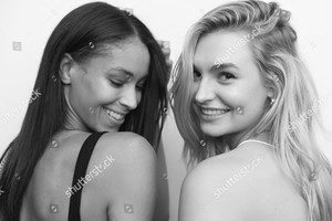 naked-cashmere-and-mark-cross-event-new-york-fashion-week-usa-shutterstock-editorial-9882585ac.thumb.jpg.4648b162146552457102ffaacce9f090.jpg