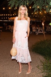 nicky-hilton-rothschild-1535737067.jpg