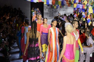 prabal-gurung-rs19-5315.thumb.jpg.16229f3c39e41c3e946a027b03f9c9a0.jpg