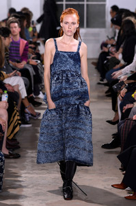 proenza-schouler-s19-gg-27(1).thumb.jpg.59336bde3416e3b790c296b0c3175025.jpg