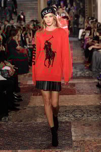 ralph-lauren-rtw-spring-2019-105(1).thumb.jpg.1e91718fbcc93b50de60166c9a7ace36.jpg