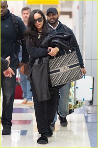 rihanna-jfk-september-2018-04.jpg