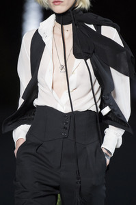 saint-laurent-clp-rs19-3226.thumb.jpg.a943e09f9a1bd63bcff047a65fdddb8f.jpg