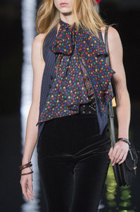 saint-laurent-clp-rs19-3429.thumb.jpg.9ff9f31faae27ca2bf04e3eff12358ac.jpg