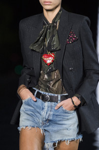 saint-laurent-clp-rs19-3522.thumb.jpg.f1435d4c2bfbd1c8dbe87c9b120cf9bd.jpg