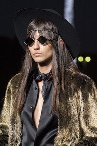 saint-laurent-clp-rs19-3802.thumb.jpg.4b58f69c592f27c90c3c0fdf3d000c45.jpg