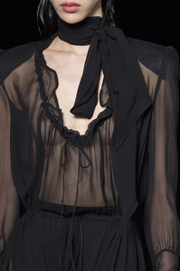 saint-laurent-clp-rs19-4256.thumb.jpg.636b43cd07b19d46e0cb830c73999474.jpg