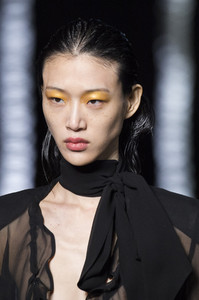 saint-laurent-clp-rs19-4263.thumb.jpg.10be1bd834942e31c57f9bf815655bbd.jpg