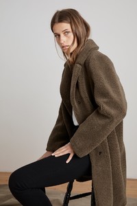 sherva-coat-trishelle03_0697.thumb.jpg.8a9765a142bf7f8c568e71654c294475.jpg