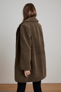 sherva-coat-trishelle03_0725.thumb.jpg.f4d5b8408f7b84f6d5016ddb4d51dd97.jpg