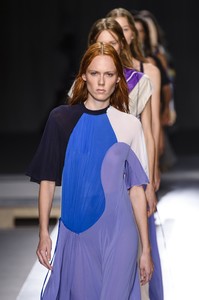 sportmax-rs19-0527.thumb.jpg.b78c79c93c06d5e81176b36299b2279e.jpg