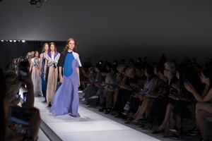 sportmax-rs19-8041.thumb.jpg.2110529853ec1f64a366384346f1c010.jpg
