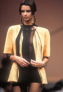 stewart-1991ss-krizia-ss-1991-7.jpg.3f9376224c4408d6f93711168a7738a6.thumb.jpg.a5b0871c04d5f1e253606c342acce286.jpg