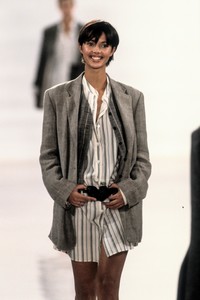 stewart-1994ss-dkny-ss-1994-3.jpg.01f7bd4df1433c90bf484ce3f0363337.thumb.jpg.facd045384c4f3e0e845872b44ad1819.jpg