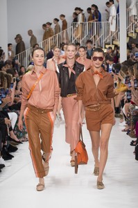 tods-rs19-0495.thumb.jpg.c2d56013bb07bfb02120e72d7c14f5c7.jpg