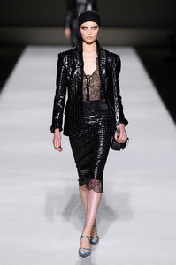tom-ford-s19-gg-1(1).thumb.jpg.b412d8d2d45a027ee93f60c63587a5d4.jpg
