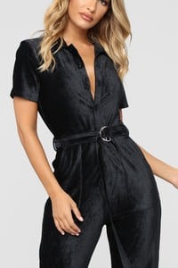 09-14-18_Studio_2_13-19-52_IMC2581R_Black0586_JF.jpg